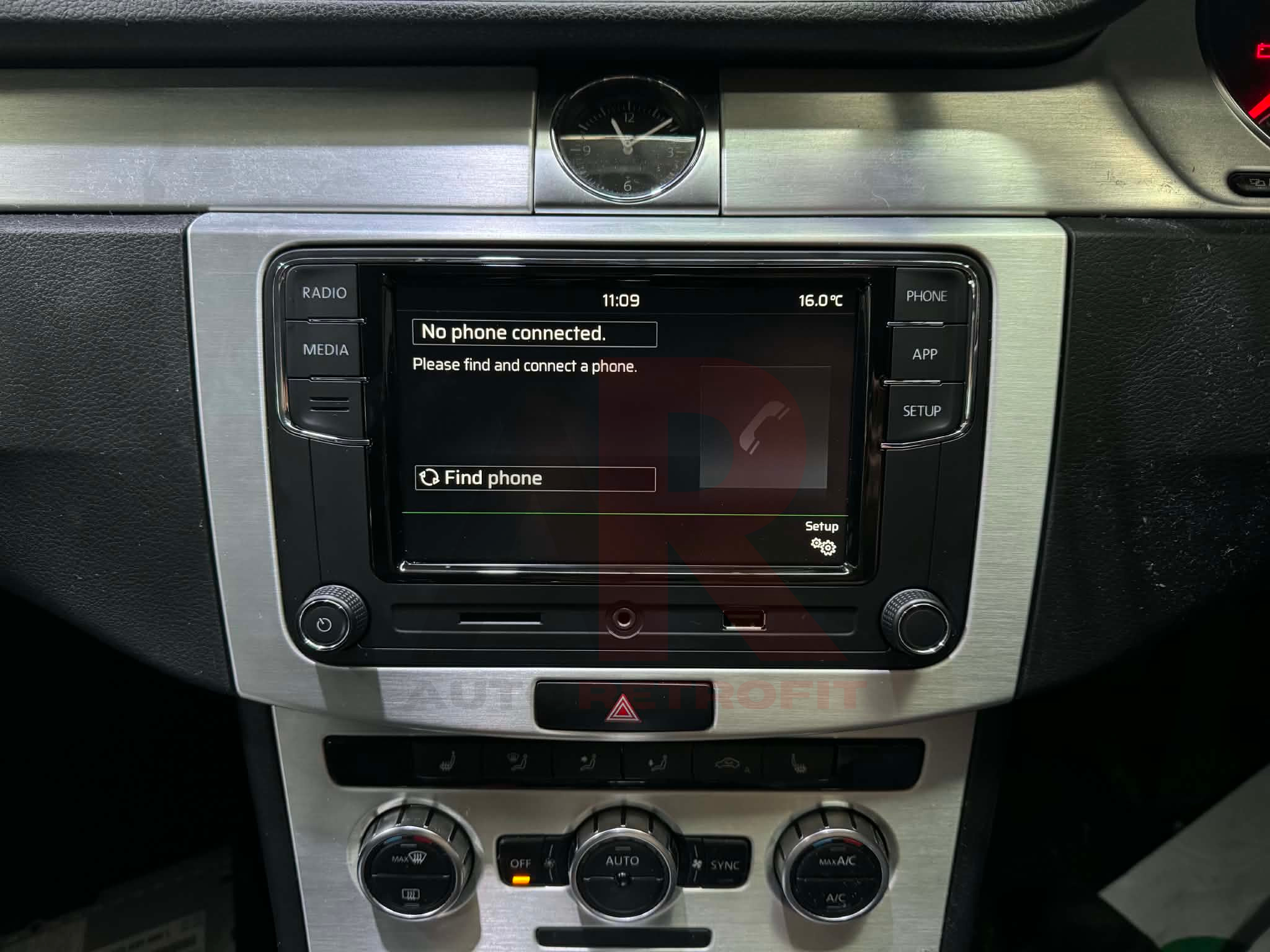 RCD330/RCD360 Pro Apple CarPlay Screen For VW Polo Golf Passat Amarok Tiguan Caddy